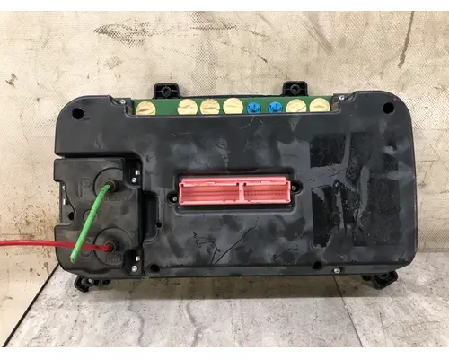 FREIGHTLINER M2-106 Instrument Cluster