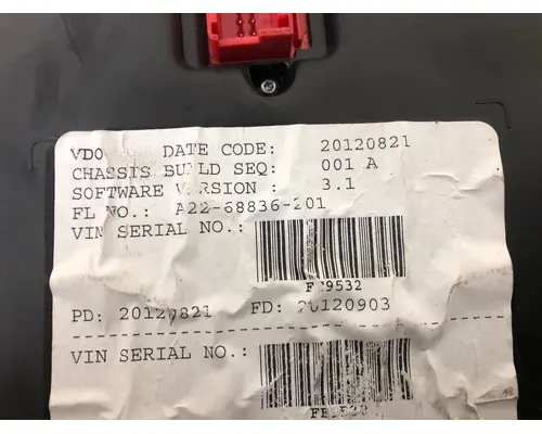 FREIGHTLINER M2-106 Instrument Cluster