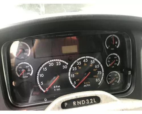 FREIGHTLINER M2-106 Instrument Cluster