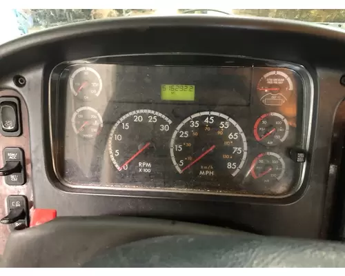 FREIGHTLINER M2-106 Instrument Cluster