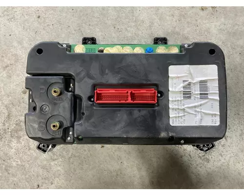 FREIGHTLINER M2-106 Instrument Cluster