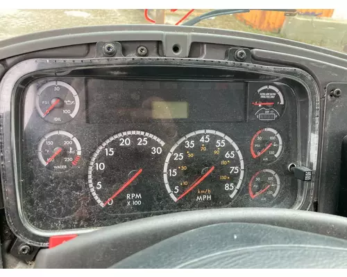 FREIGHTLINER M2-106 Instrument Cluster