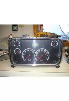 FREIGHTLINER M2-106 Instrument Cluster