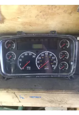 FREIGHTLINER M2-106 Instrument Cluster