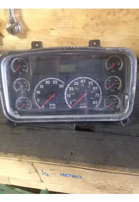 FREIGHTLINER M2-106 Instrument Cluster