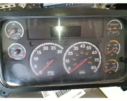 FREIGHTLINER M2-106 Instrument Cluster