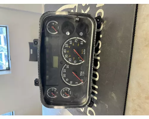 FREIGHTLINER M2 106 Instrument Cluster