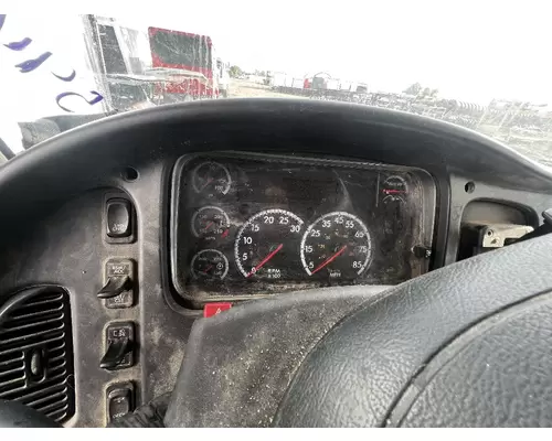 FREIGHTLINER M2 106 Instrument Cluster