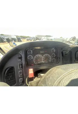 FREIGHTLINER M2 106 Instrument Cluster