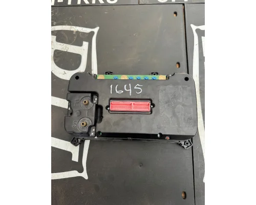 FREIGHTLINER M2 106 Instrument Cluster