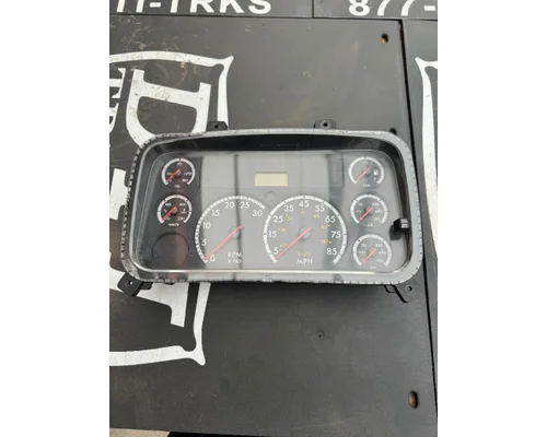 FREIGHTLINER M2 106 Instrument Cluster
