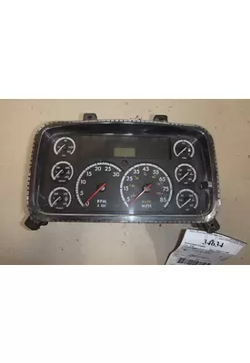 FREIGHTLINER M2 106 Instrument Cluster