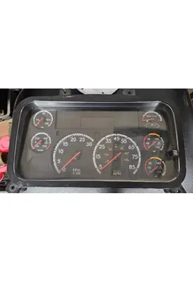 FREIGHTLINER M2 106 Instrument Cluster