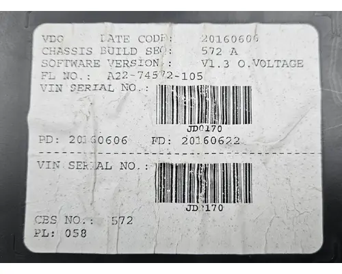FREIGHTLINER M2 106 Instrument Cluster