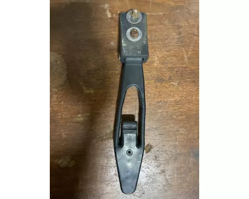 FREIGHTLINER M2-106 Latches and Locks