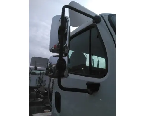 FREIGHTLINER M2 106 MIRROR ASSEMBLY CABDOOR