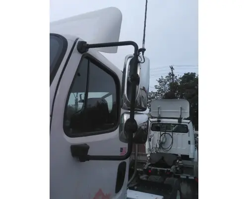 FREIGHTLINER M2 106 MIRROR ASSEMBLY CABDOOR