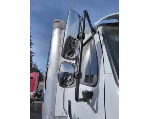 FREIGHTLINER M2 106 MIRROR ASSEMBLY CABDOOR