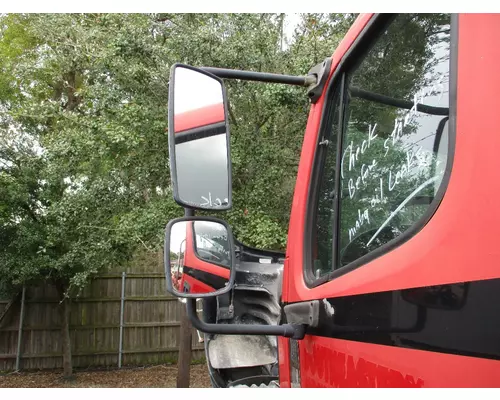 FREIGHTLINER M2 106 MIRROR ASSEMBLY CABDOOR