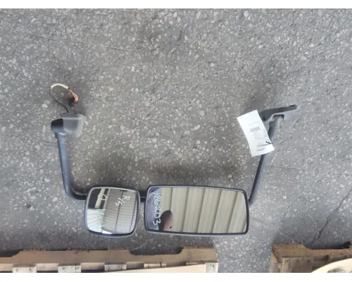 FREIGHTLINER M2 106 MIRROR ASSEMBLY CABDOOR