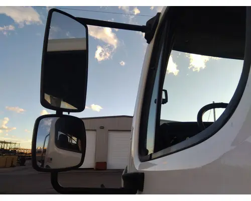 FREIGHTLINER M2 106 MIRROR ASSEMBLY CABDOOR