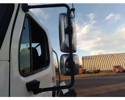 FREIGHTLINER M2 106 MIRROR ASSEMBLY CABDOOR