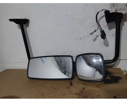 FREIGHTLINER M2 106 MIRROR ASSEMBLY CABDOOR