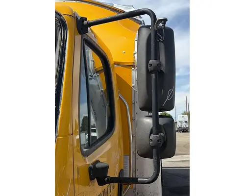 FREIGHTLINER M2 106 MIRROR ASSEMBLY CABDOOR