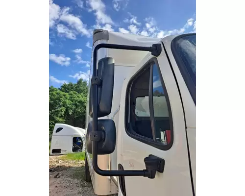 FREIGHTLINER M2 106 MIRROR ASSEMBLY CABDOOR