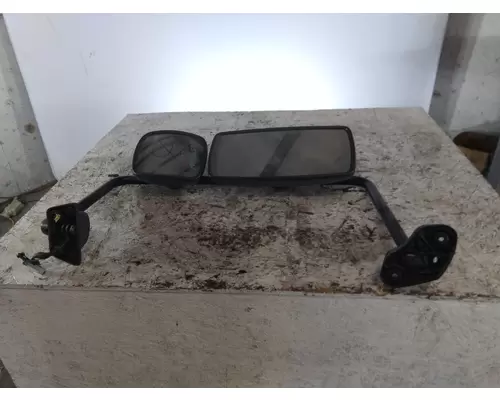 FREIGHTLINER M2 106 MIRROR ASSEMBLY CABDOOR