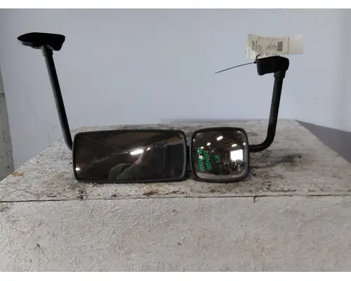 FREIGHTLINER M2 106 MIRROR ASSEMBLY CABDOOR
