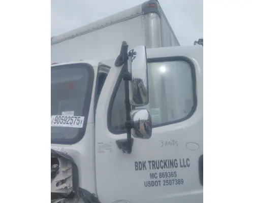 FREIGHTLINER M2 106 MIRROR ASSEMBLY CABDOOR