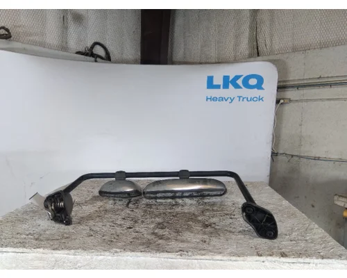 FREIGHTLINER M2 106 MIRROR ASSEMBLY CABDOOR