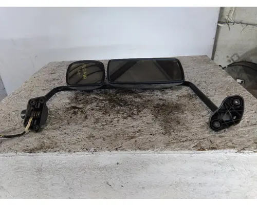 FREIGHTLINER M2 106 MIRROR ASSEMBLY CABDOOR