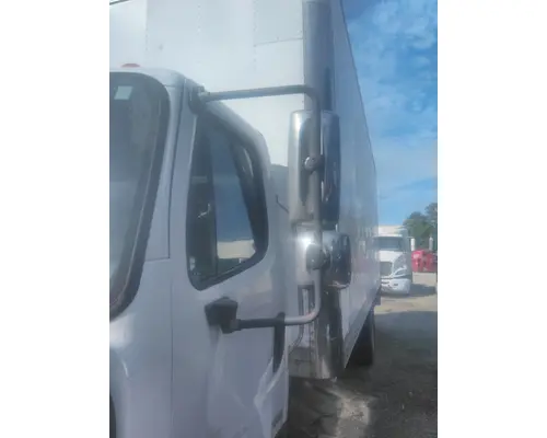 FREIGHTLINER M2 106 MIRROR ASSEMBLY CABDOOR