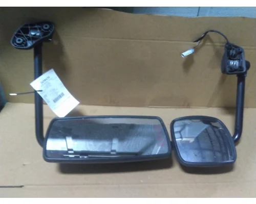FREIGHTLINER M2 106 MIRROR ASSEMBLY CABDOOR