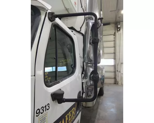 FREIGHTLINER M2 106 MIRROR ASSEMBLY CABDOOR