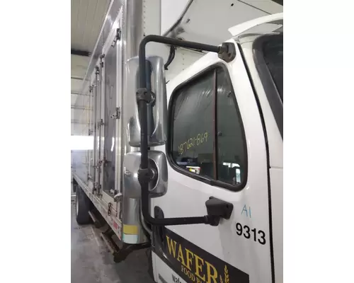 FREIGHTLINER M2 106 MIRROR ASSEMBLY CABDOOR