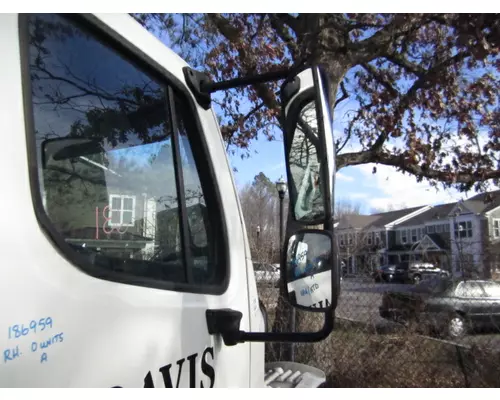 FREIGHTLINER M2 106 MIRROR ASSEMBLY CABDOOR