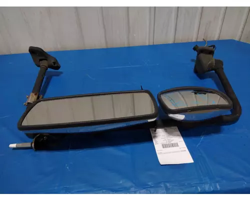 FREIGHTLINER M2 106 MIRROR ASSEMBLY CABDOOR