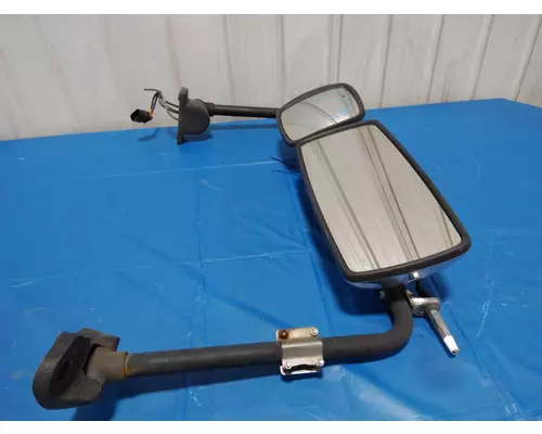 FREIGHTLINER M2 106 MIRROR ASSEMBLY CABDOOR