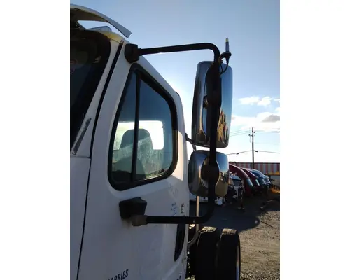 FREIGHTLINER M2 106 MIRROR ASSEMBLY CABDOOR