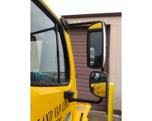 FREIGHTLINER M2 106 MIRROR ASSEMBLY CABDOOR