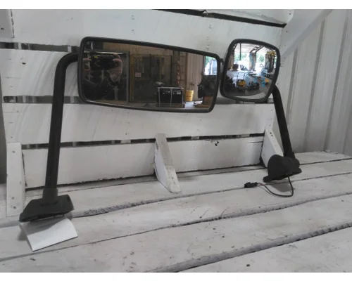 FREIGHTLINER M2 106 MIRROR ASSEMBLY CABDOOR