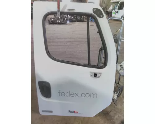 FREIGHTLINER M2 106 MIRROR ASSEMBLY CABDOOR