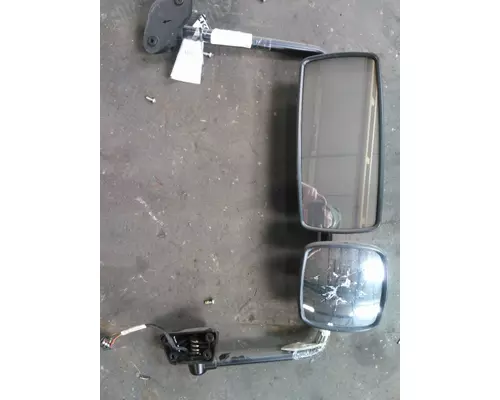 FREIGHTLINER M2 106 MIRROR ASSEMBLY CABDOOR