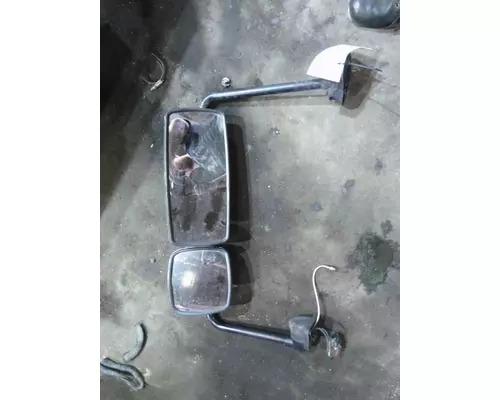 FREIGHTLINER M2 106 MIRROR ASSEMBLY CABDOOR