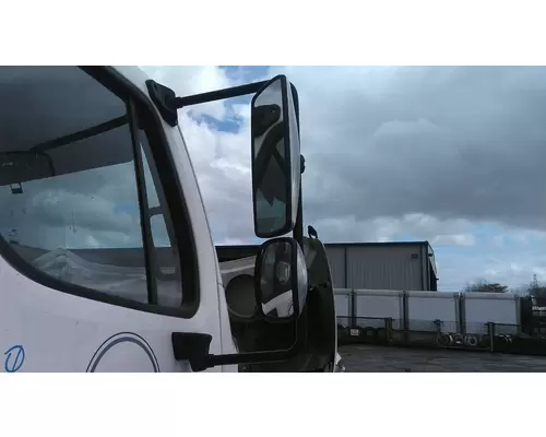 FREIGHTLINER M2 106 MIRROR ASSEMBLY CABDOOR