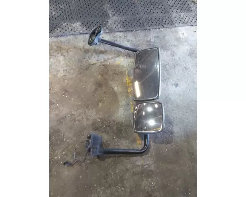 FREIGHTLINER M2 106 MIRROR ASSEMBLY CABDOOR