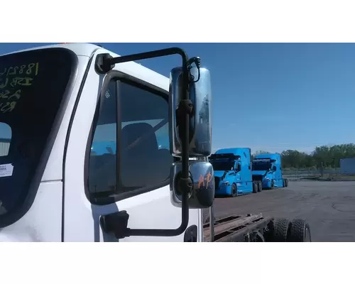 FREIGHTLINER M2 106 MIRROR ASSEMBLY CABDOOR